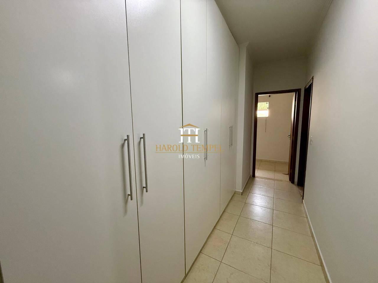 Casa com 4 quartos, aluguel por R$ 3.500/mês - Jardim São Domingos - Mococa/SP