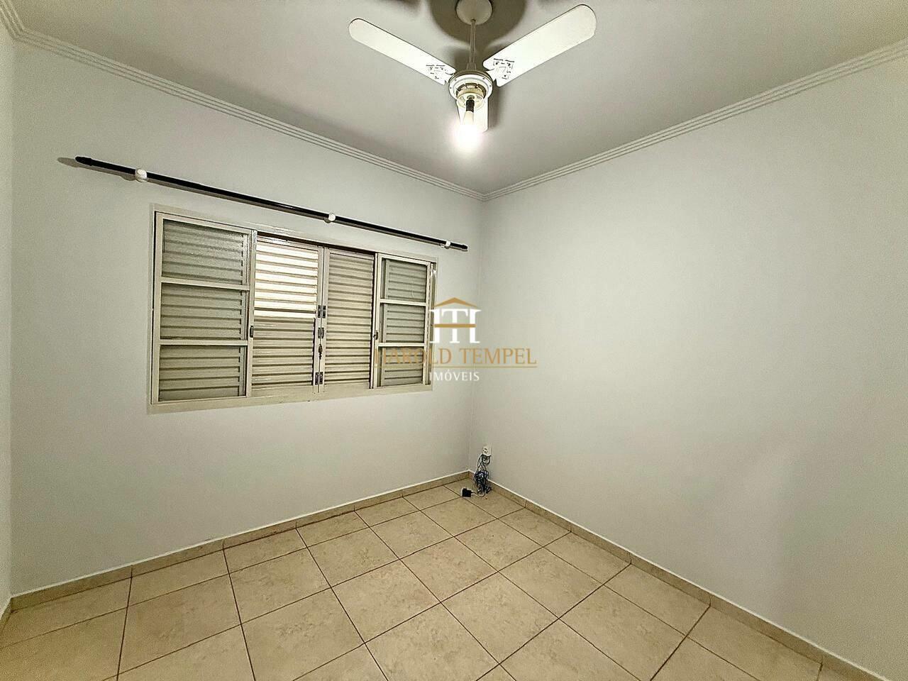 Casa com 4 quartos, aluguel por R$ 3.500/mês - Jardim São Domingos - Mococa/SP