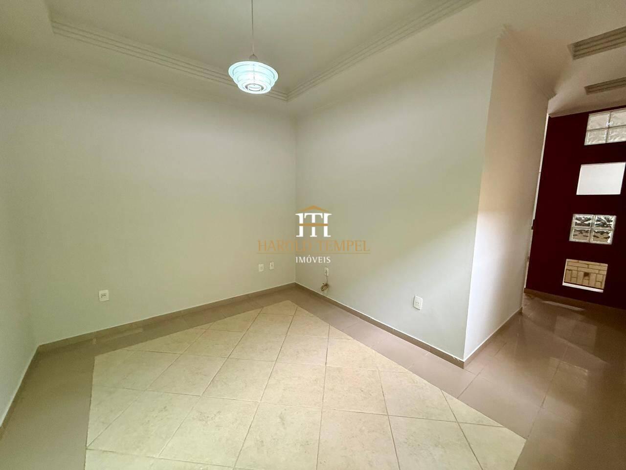 Casa com 4 quartos, aluguel por R$ 3.500/mês - Jardim São Domingos - Mococa/SP