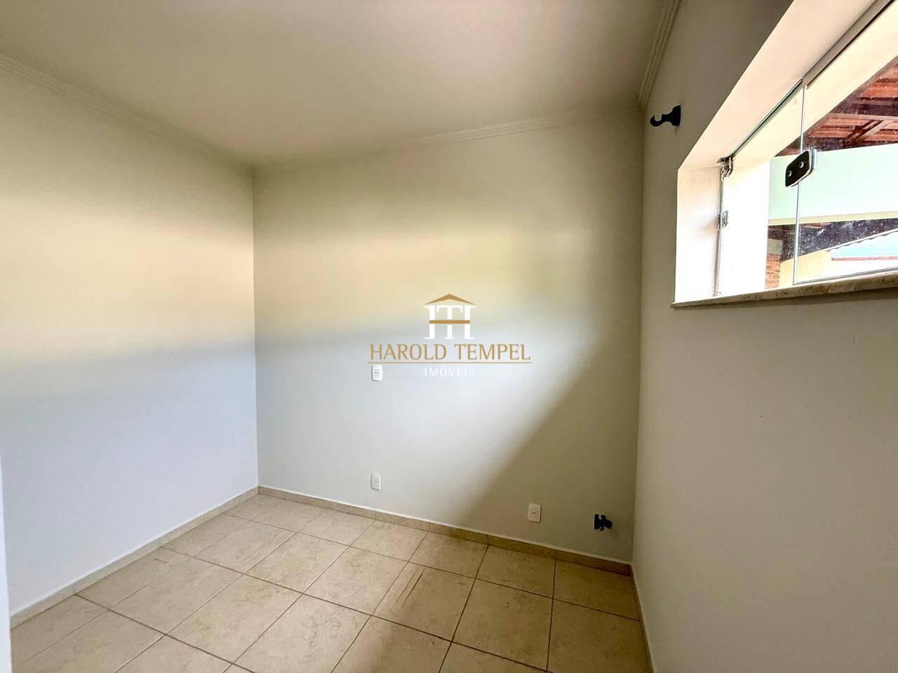 Casa com 4 quartos, aluguel por R$ 3.500/mês - Jardim São Domingos - Mococa/SP