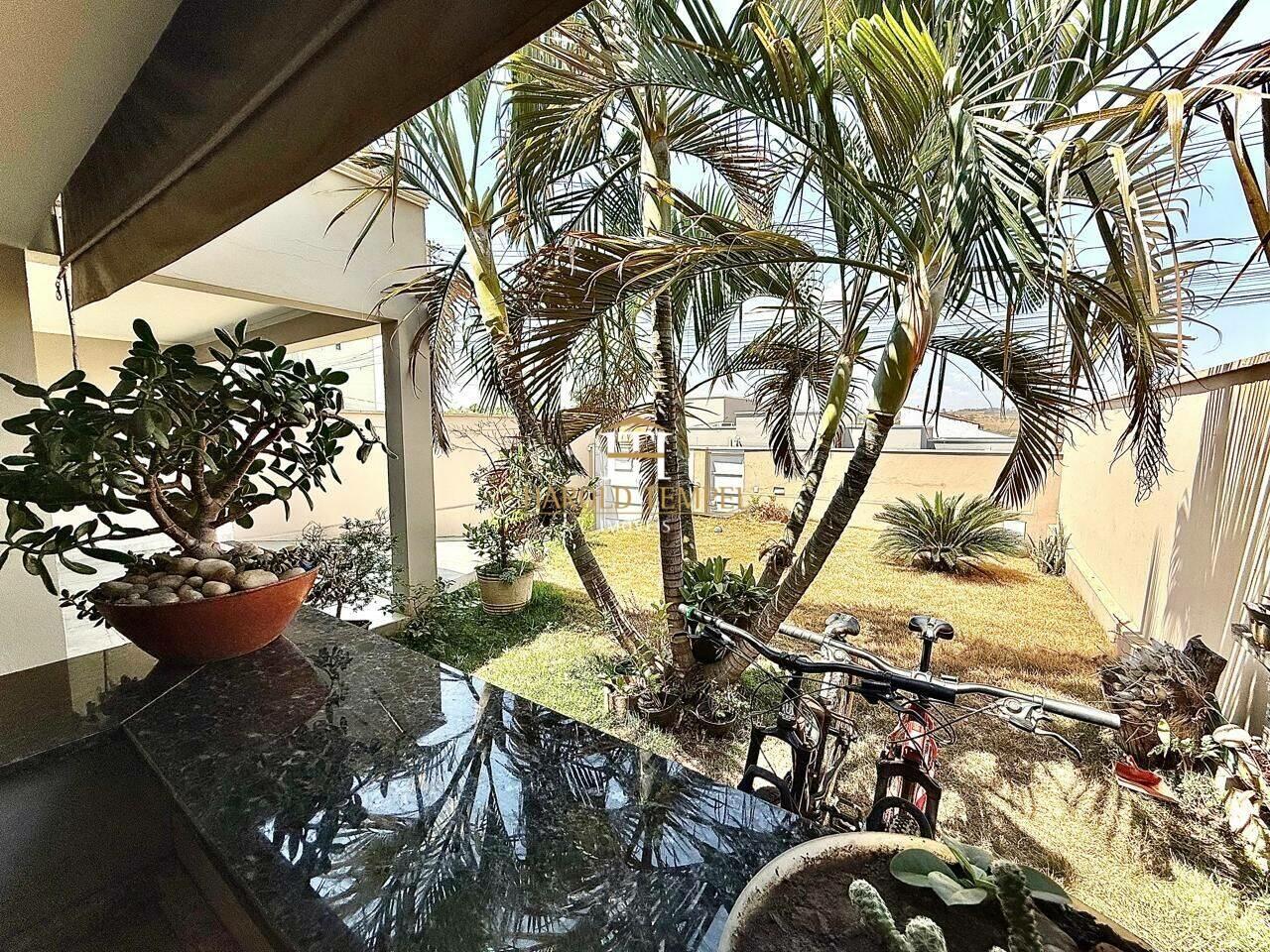 Casa luxuosa a venda