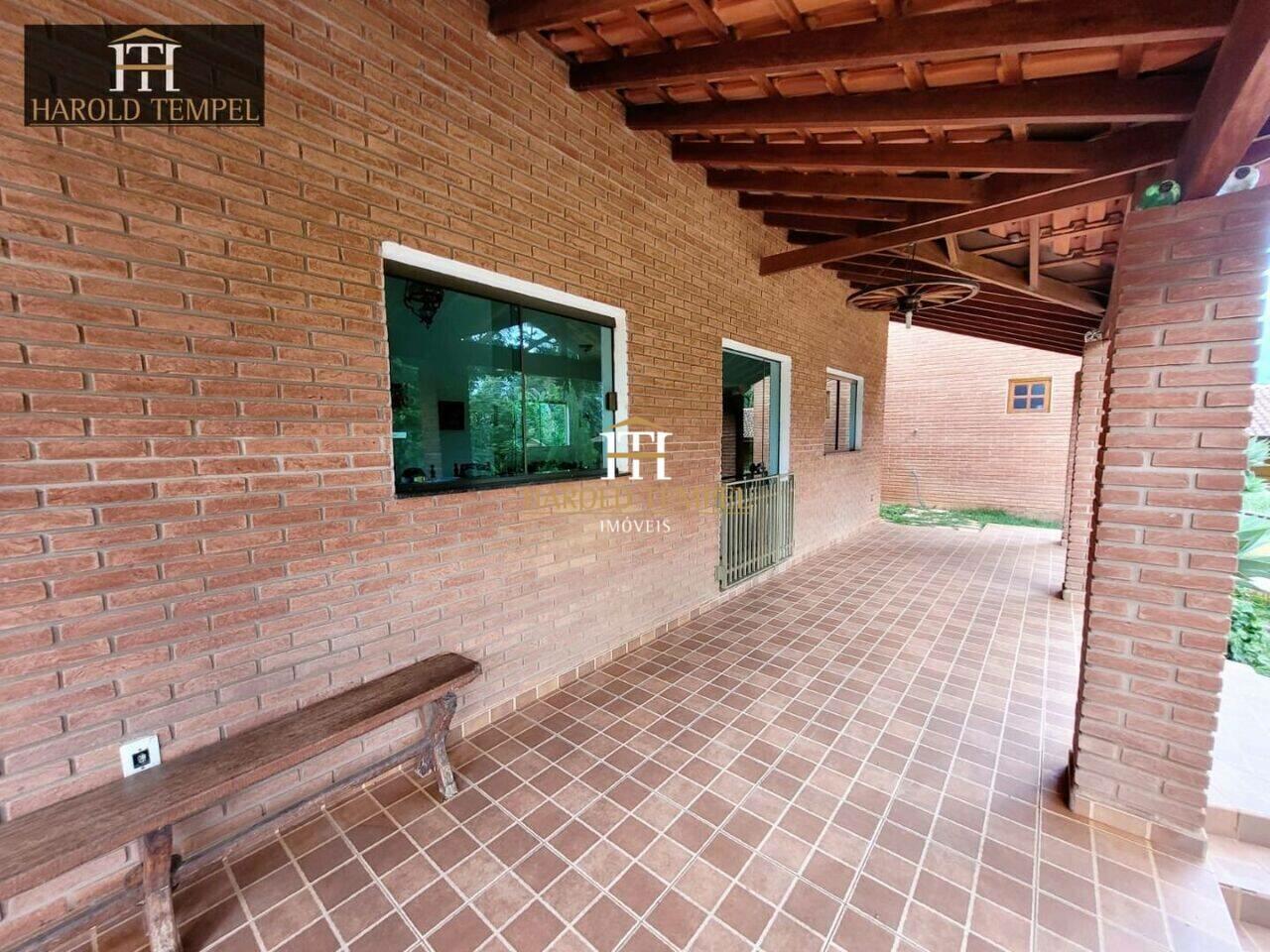 Chácara com 4 quartos, 2.380 m², à venda por R$ 1.150.000 - Chácara do Vale - Mococa/SP
