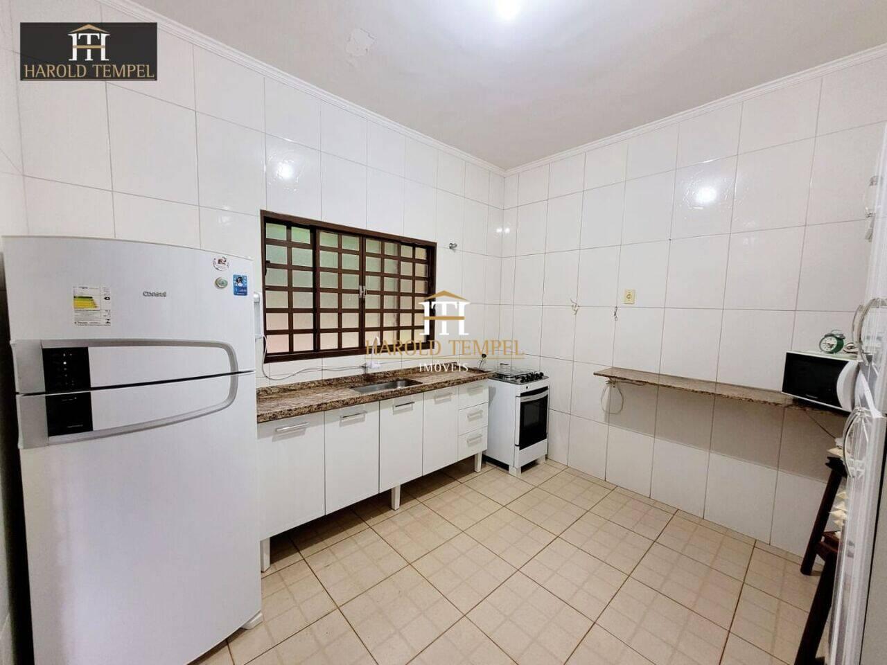 Chácara com 4 quartos, 2.380 m², à venda por R$ 1.150.000 - Chácara do Vale - Mococa/SP