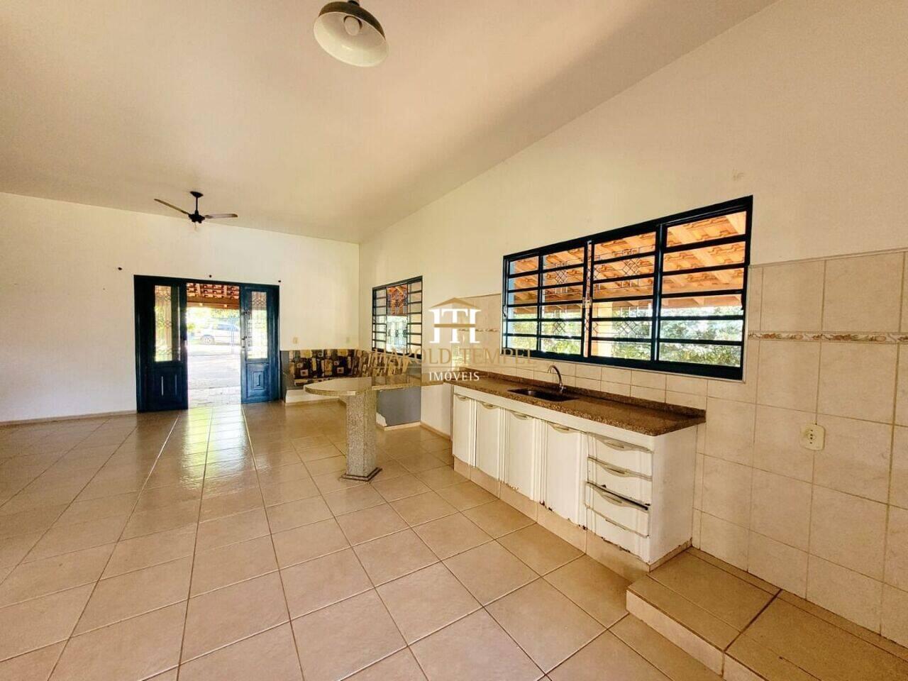 Chácara com 2 quartos, 1.500 m², à venda por R$ 430.000 - Chácaras São Martins - Mococa/SP