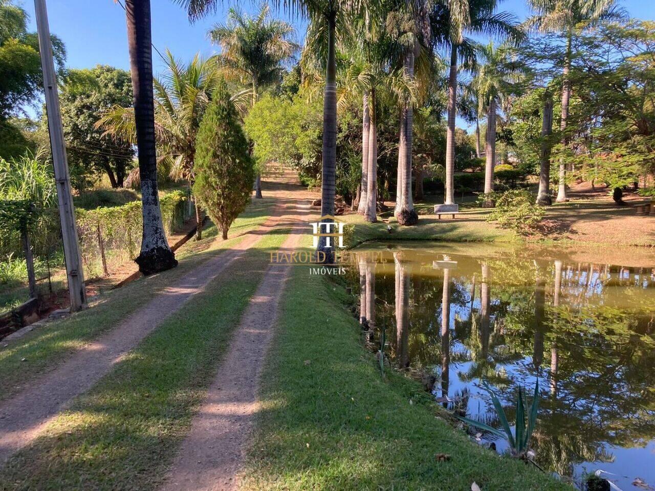 Chácara com 4 quartos, 13.000 m², à venda por R$ 2.500.000 - Centro - Mococa/SP