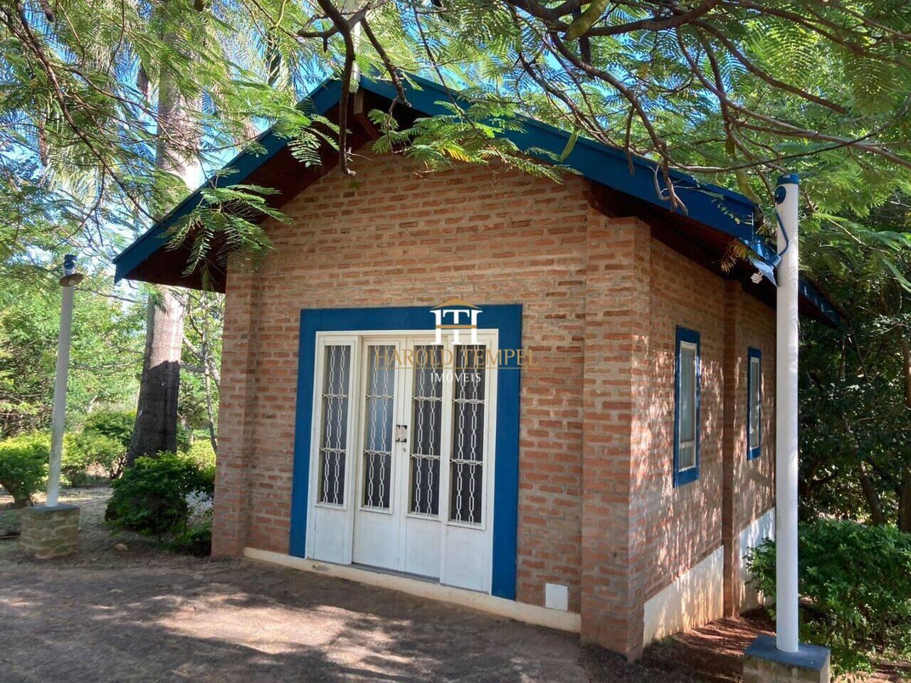 Chácara com 4 quartos, 13.000 m², à venda por R$ 2.500.000 - Centro - Mococa/SP