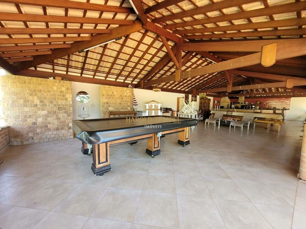 Chácara com 4 quartos, 13.000 m², à venda por R$ 2.500.000 - Centro - Mococa/SP