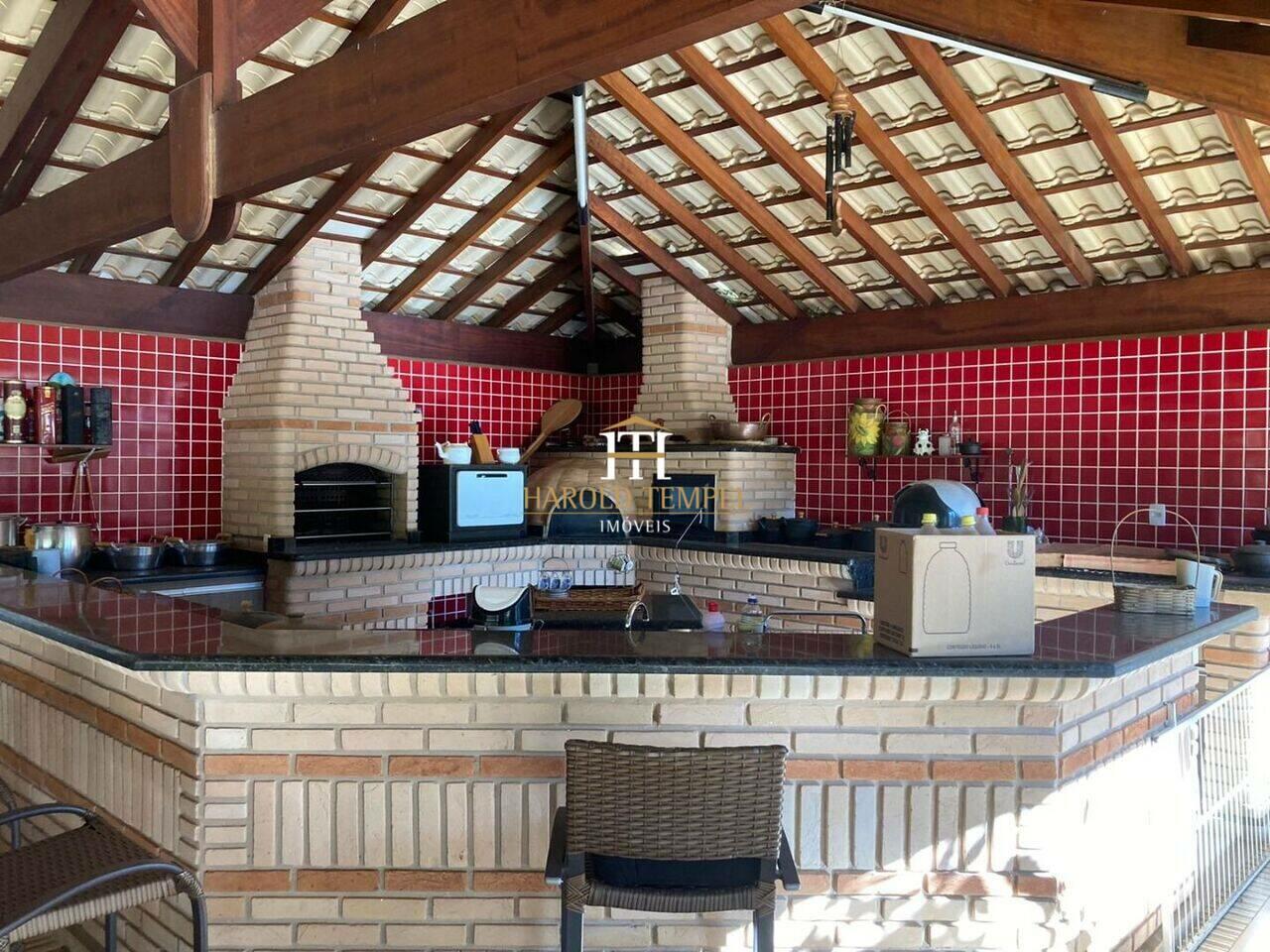 Chácara com 4 quartos, 13.000 m², à venda por R$ 2.500.000 - Centro - Mococa/SP