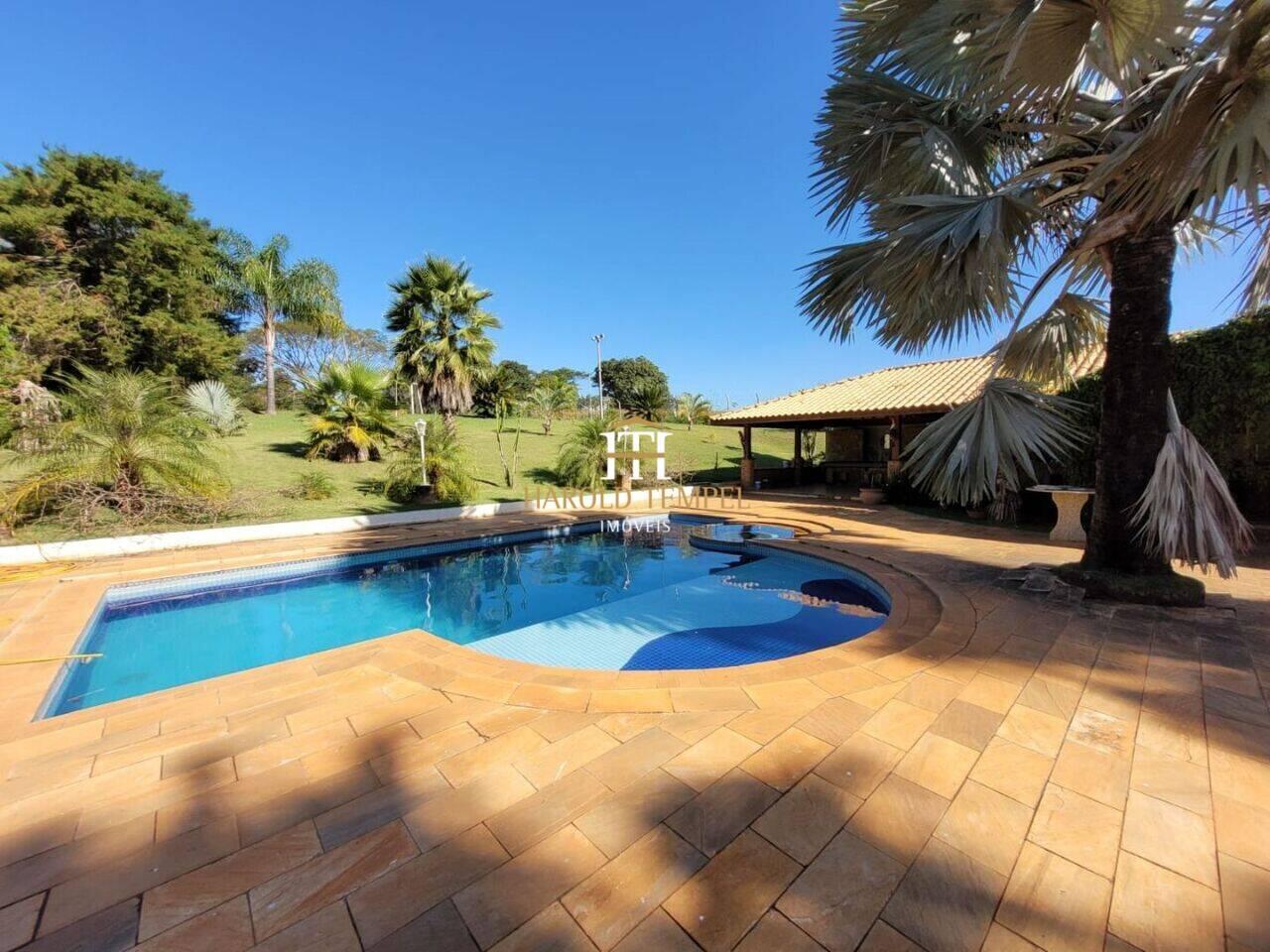 Chácara com 4 quartos, 13.000 m², à venda por R$ 2.500.000 - Centro - Mococa/SP