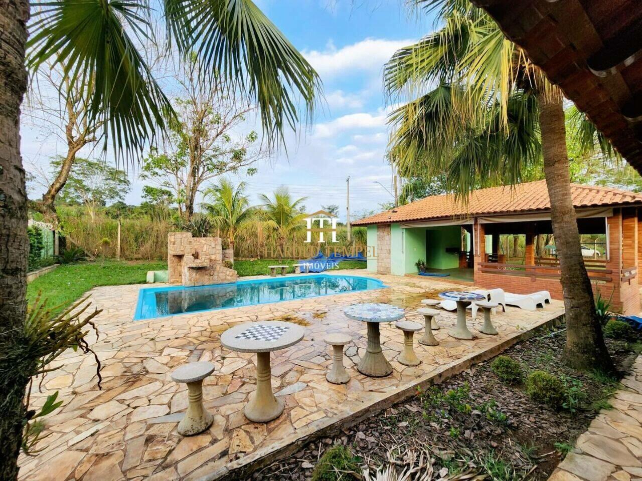 Chácara com 3 quartos, 2.500 m², à venda por R$ 850.000 - Centro - Mococa/SP