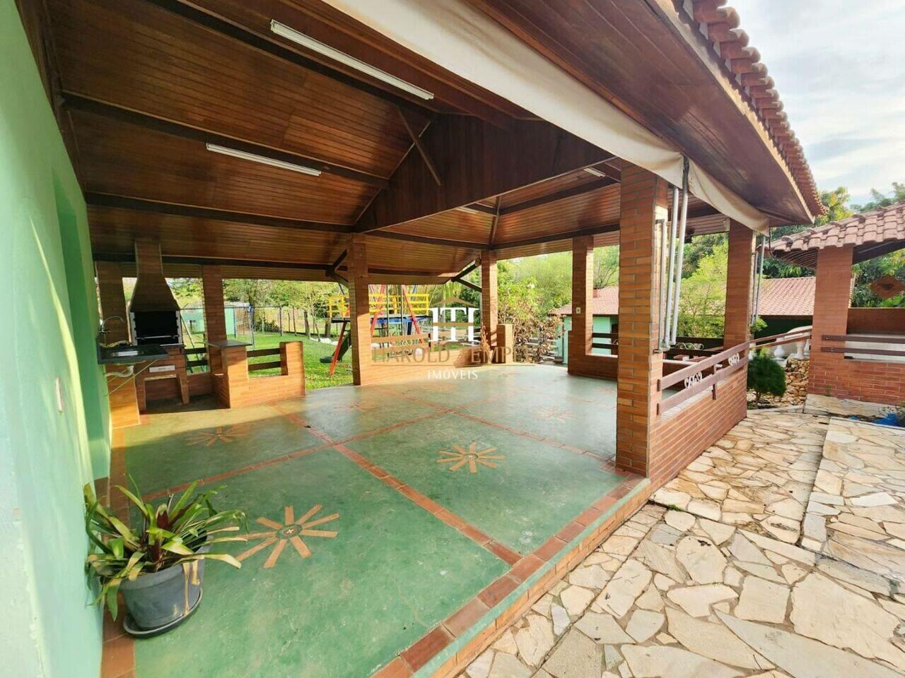 Chácara com 3 quartos, 2.500 m², à venda por R$ 850.000 - Centro - Mococa/SP