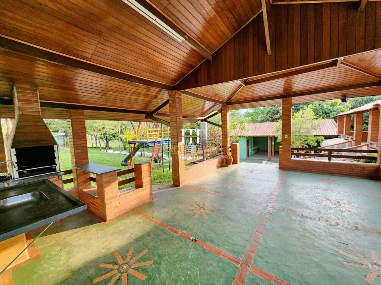 Chácara com 3 quartos, 2.500 m², à venda por R$ 850.000 - Centro - Mococa/SP