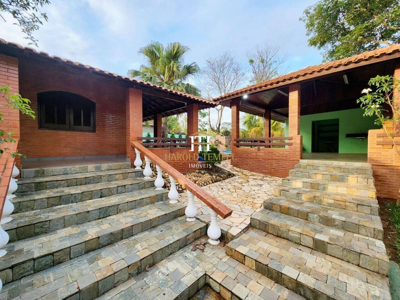 Chácara com 3 quartos, 2.500 m², à venda por R$ 850.000 - Centro - Mococa/SP