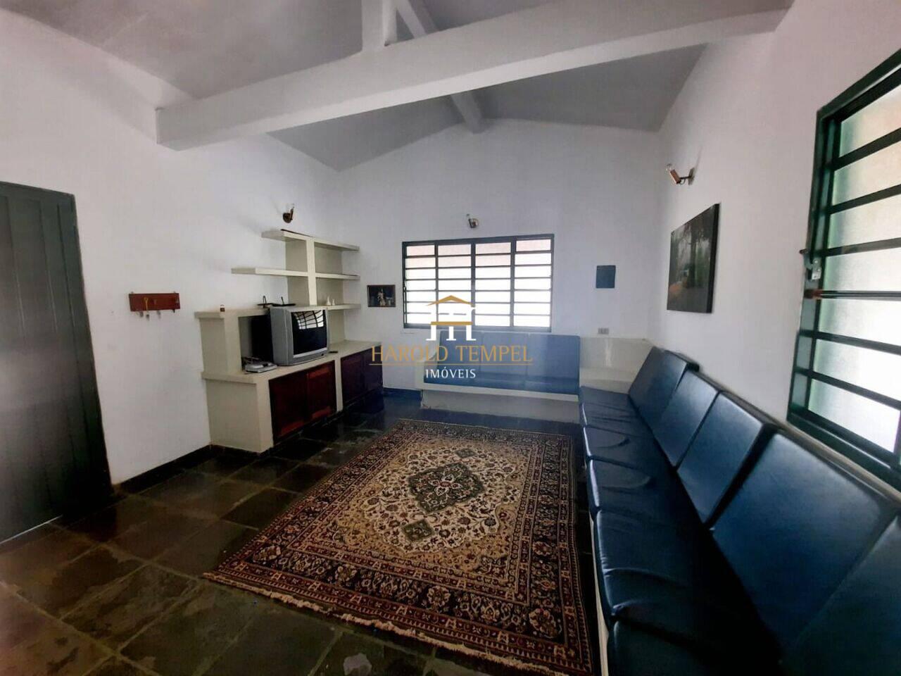 Rancho com 3 quartos, à venda por R$ 450.000 - Centro - Mococa/SP