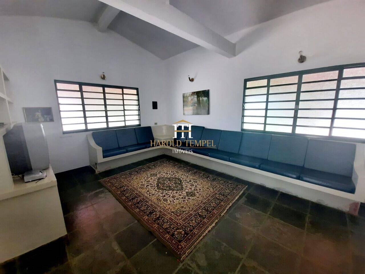 Rancho com 3 quartos, à venda por R$ 450.000 - Centro - Mococa/SP