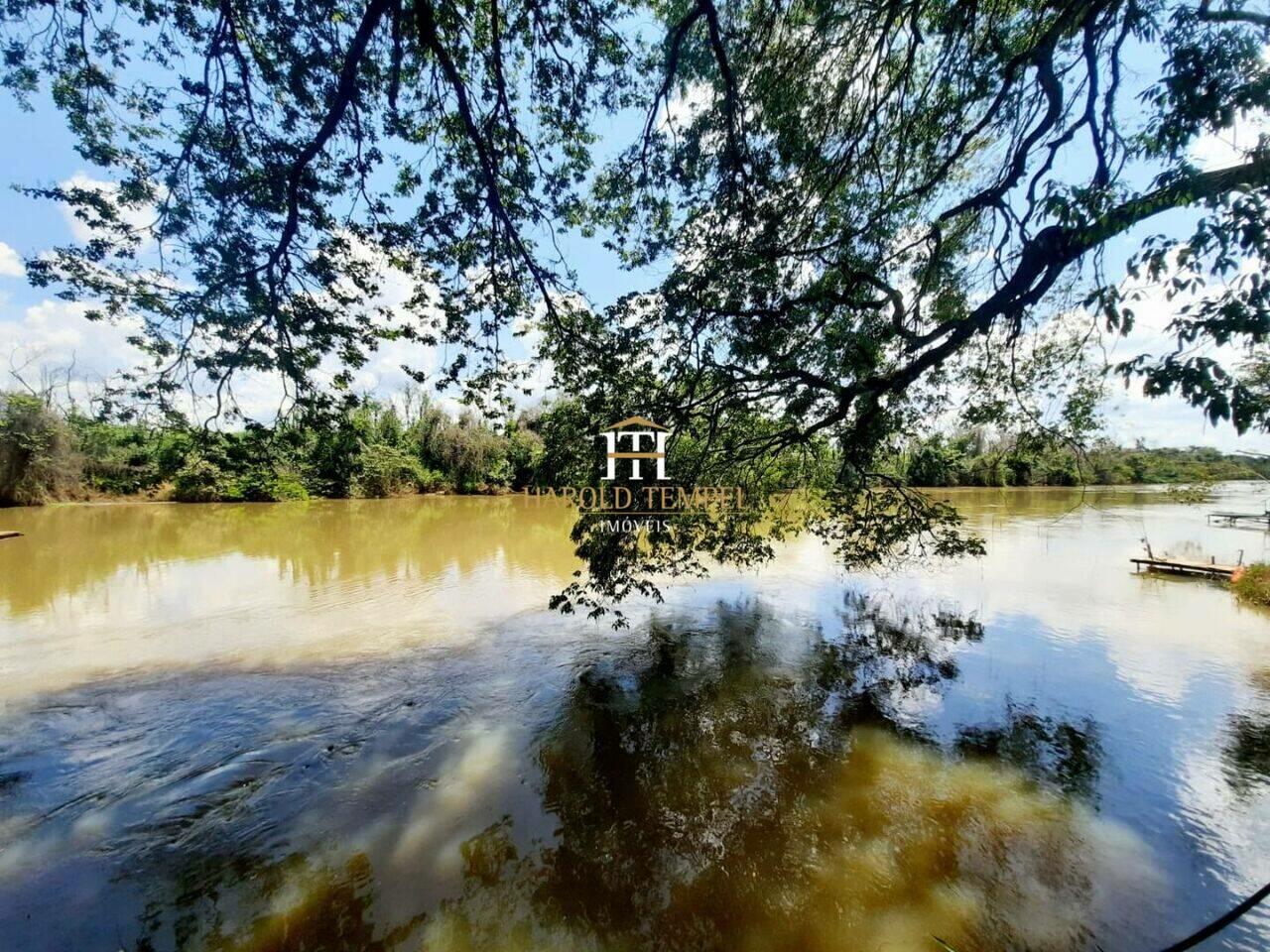 Rancho com 3 quartos, à venda por R$ 450.000 - Centro - Mococa/SP