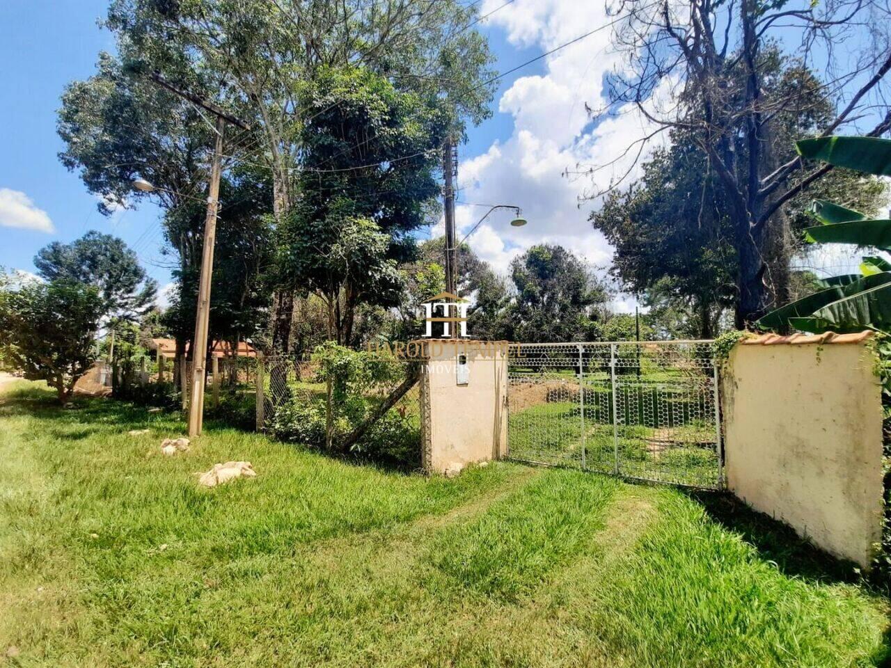 Rancho com 3 quartos, à venda por R$ 450.000 - Centro - Mococa/SP