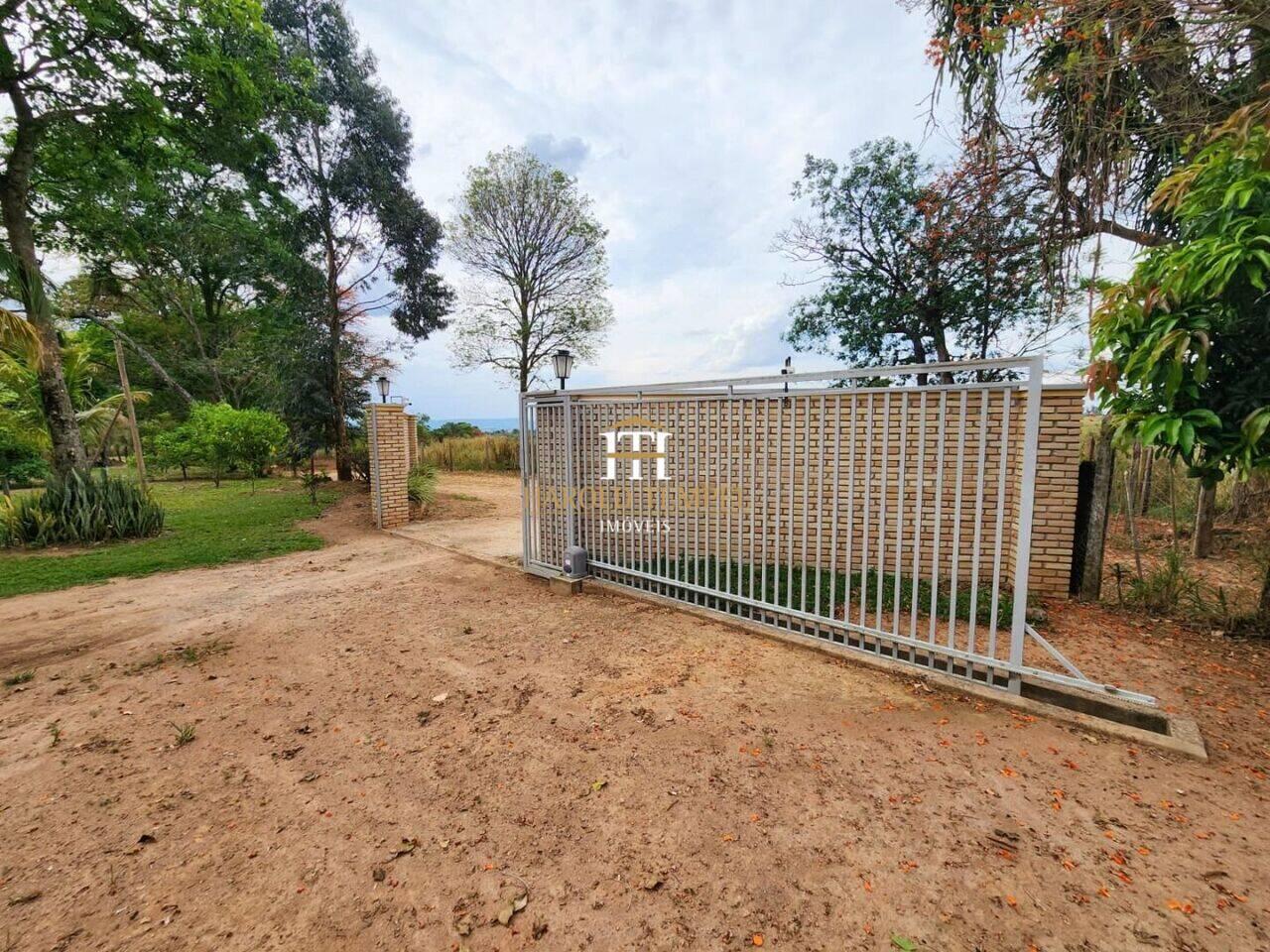 Sítio com 5 quartos, 72.600 m², à venda por R$ 1.000.000 - Centro - Mococa/SP