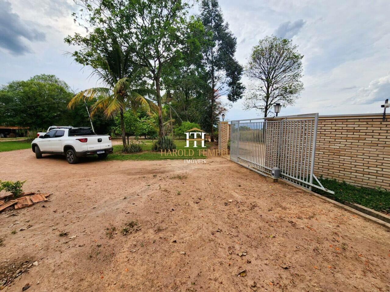 Sítio com 5 quartos, 72.600 m², à venda por R$ 1.000.000 - Centro - Mococa/SP