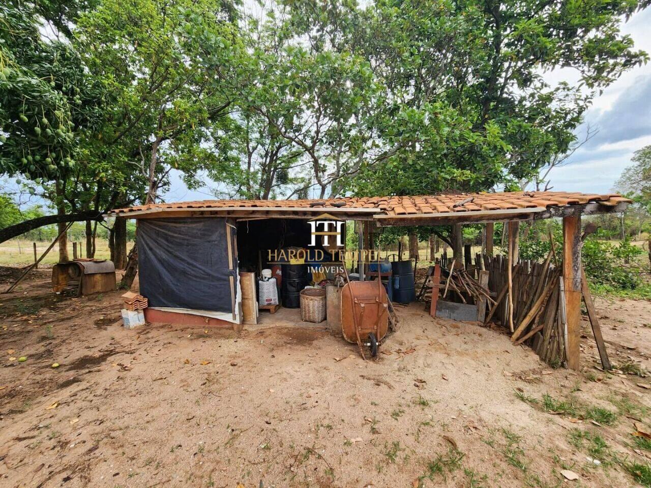 Sítio com 5 quartos, 72.600 m², à venda por R$ 1.000.000 - Centro - Mococa/SP
