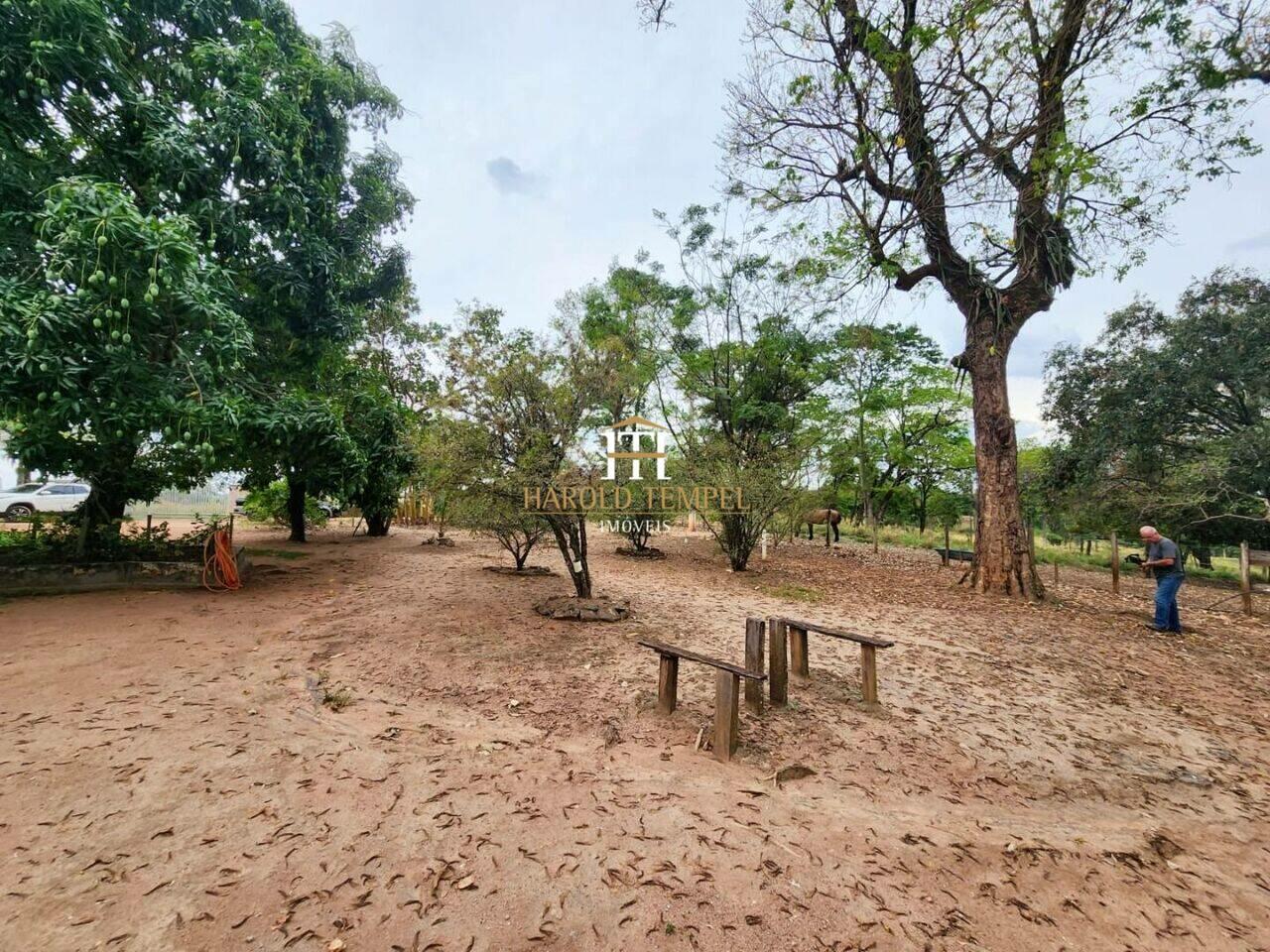Sítio com 5 quartos, 72.600 m², à venda por R$ 1.000.000 - Centro - Mococa/SP