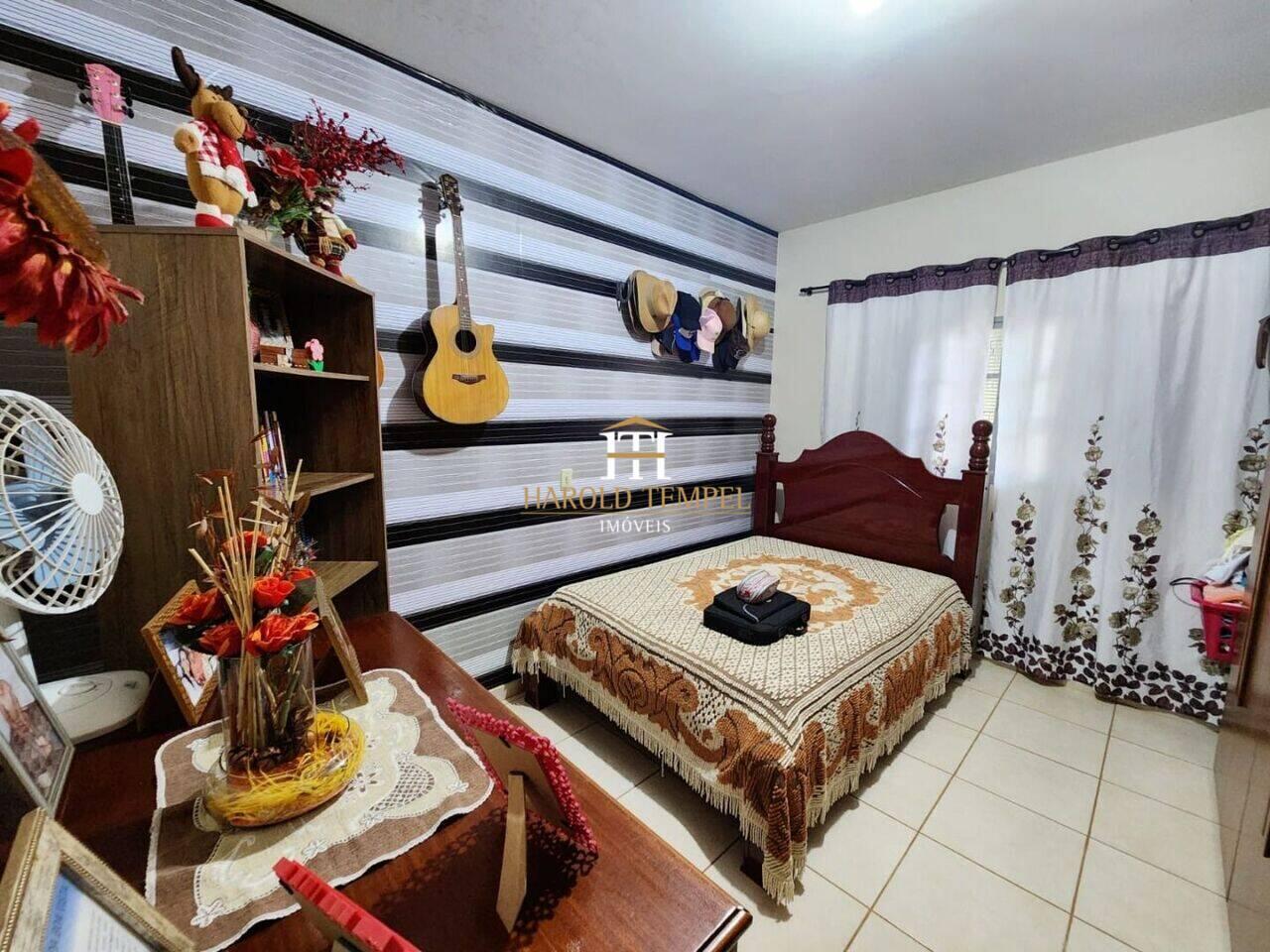 Sítio com 5 quartos, 72.600 m², à venda por R$ 1.000.000 - Centro - Mococa/SP